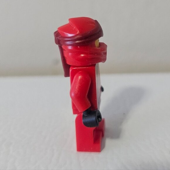 LEGO Ninjago Kai Legacy Minifigure - Picture 4 of 5